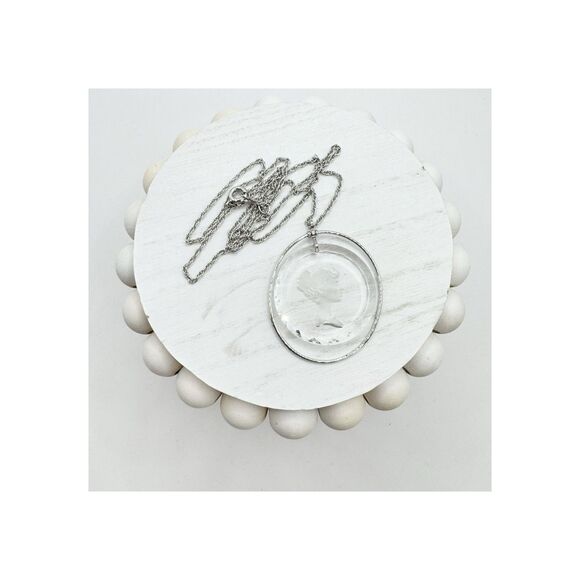 Vtg Crystal Glass Intaglio Cameo Lady Pendant Hallmark Cards Inc Rope Necklace - Picture 9 of 13